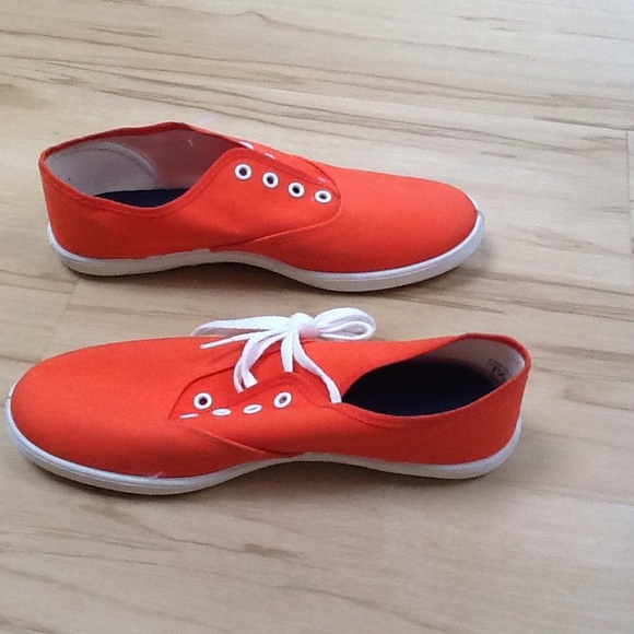Orange Canvas Shoes NWT Sz 7 1/2 - Picture 7 of 7